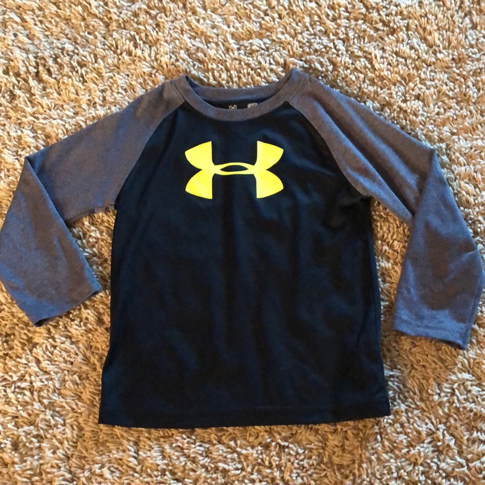 Under Armour boys shirt-Size 3T